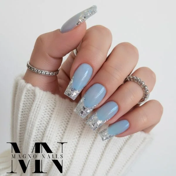 Lange Nägel pastel Blau transparent - Polygel Make Up blau